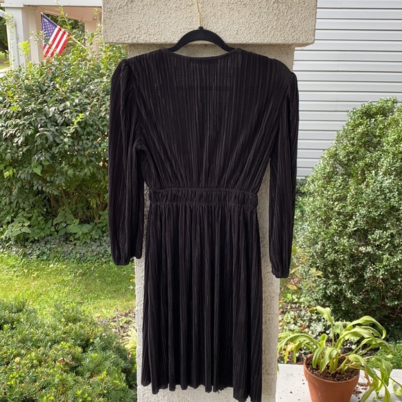 Bleecker 126 V Neck black dress NWOT - Picture 3 of 4